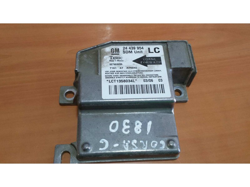 Recambio de centralita airbag para opel corsa c essentia referencia OEM IAM 24439954 LCT1358034L TEMIC