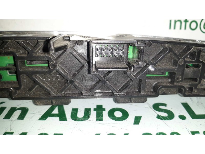 Recambio de guarnecidos palanca cambio para audi a4 ber. (b8) básico referencia OEM IAM 8K1713463  SELECTOR MARCHAS