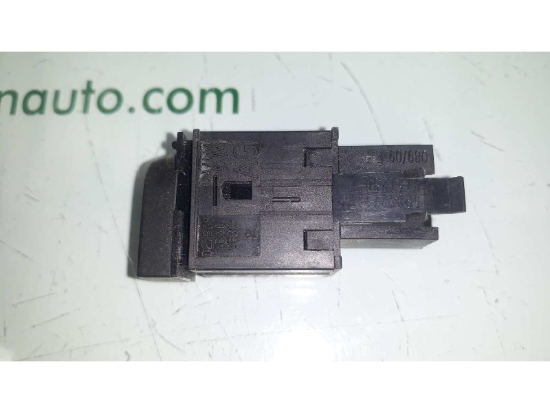 Recambio de interruptor para seat leon (1p1) reference copa referencia OEM IAM 5P0927117A  CONTROL ESP