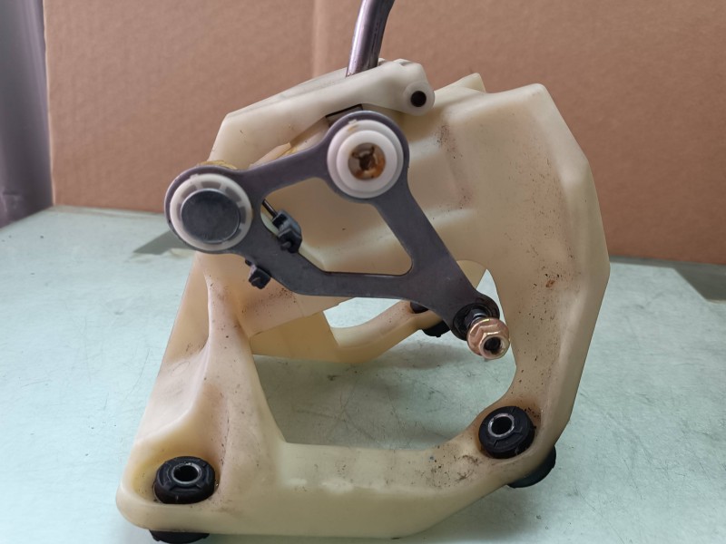 Recambio de palanca cambio para hyundai matrix (fc) 1.6 gls referencia OEM IAM 4373017XXX PA66GF33 5 VELOCIDADES