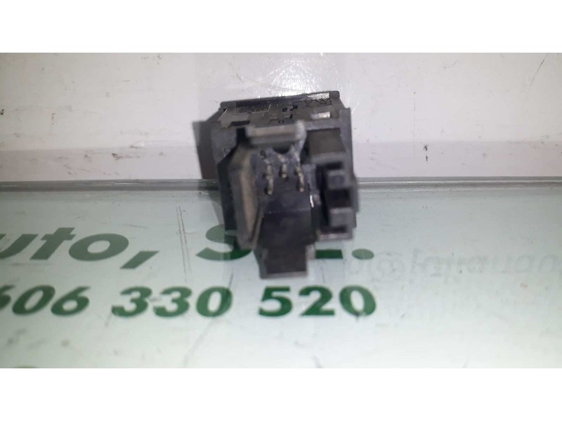 Recambio de interruptor para seat leon (1p1) reference copa referencia OEM IAM 5P0927117A  CONTROL ESP