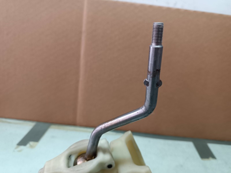 Recambio de palanca cambio para hyundai matrix (fc) 1.6 gls referencia OEM IAM 4373017XXX PA66GF33 5 VELOCIDADES