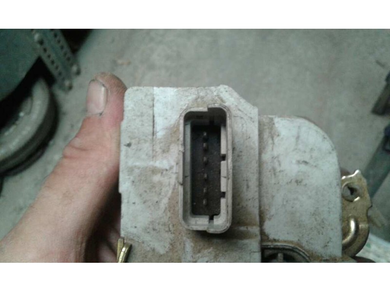 Recambio de cerradura puerta delantera izquierda para peugeot 307 (s1) xr referencia OEM IAM 6PINES 6 PINES GRIS