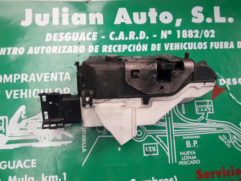 Recambio de cerradura puerta trasera izquierda para peugeot 308 sw confort referencia OEM IAM 567148 A01514 22012
