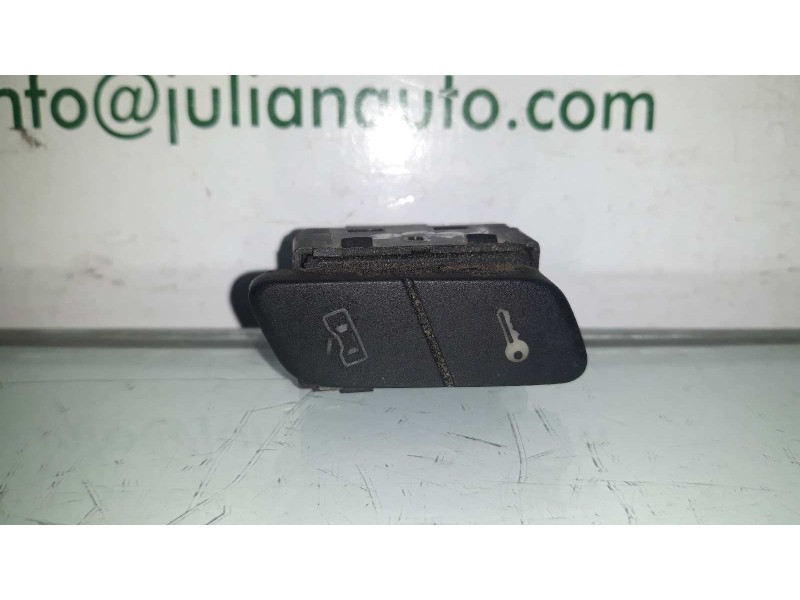 Recambio de interruptor para volkswagen polo (9n3) edition referencia OEM IAM 6Q1962125  CIERRE CENTRALIZADO