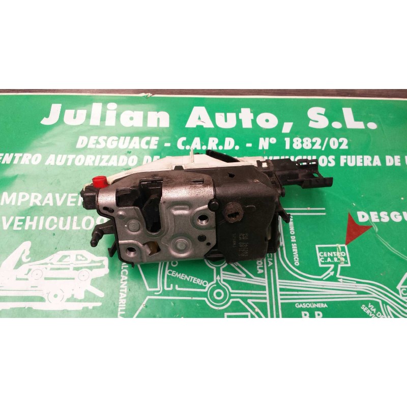 Recambio de cerradura puerta trasera izquierda para peugeot 308 sw confort referencia OEM IAM 567163 A01518 09145