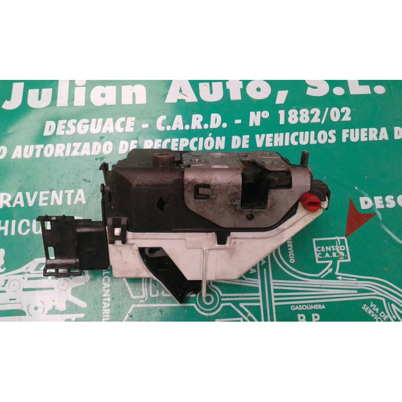 Recambio de cerradura puerta trasera izquierda para peugeot 308 sw confort referencia OEM IAM 567163 A01518 09145