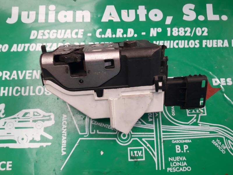 Recambio de cerradura puerta delantera derecha para peugeot 308 confort referencia OEM IAM 567147 A01545 4388A0176I8