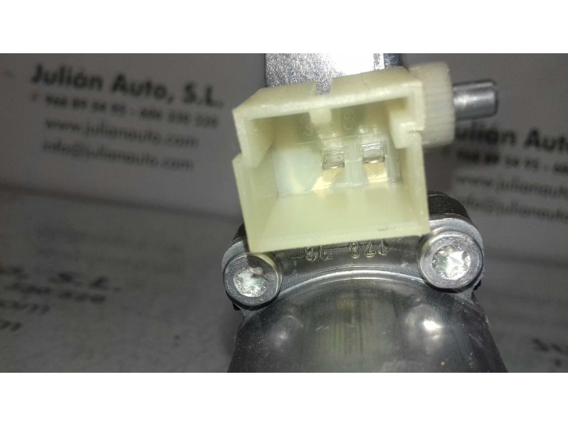 Recambio de motor elevalunas delantero izquierdo para seat leon (5f1) reference referencia OEM IAM 5Q0959801B 0130822717 BOSCH