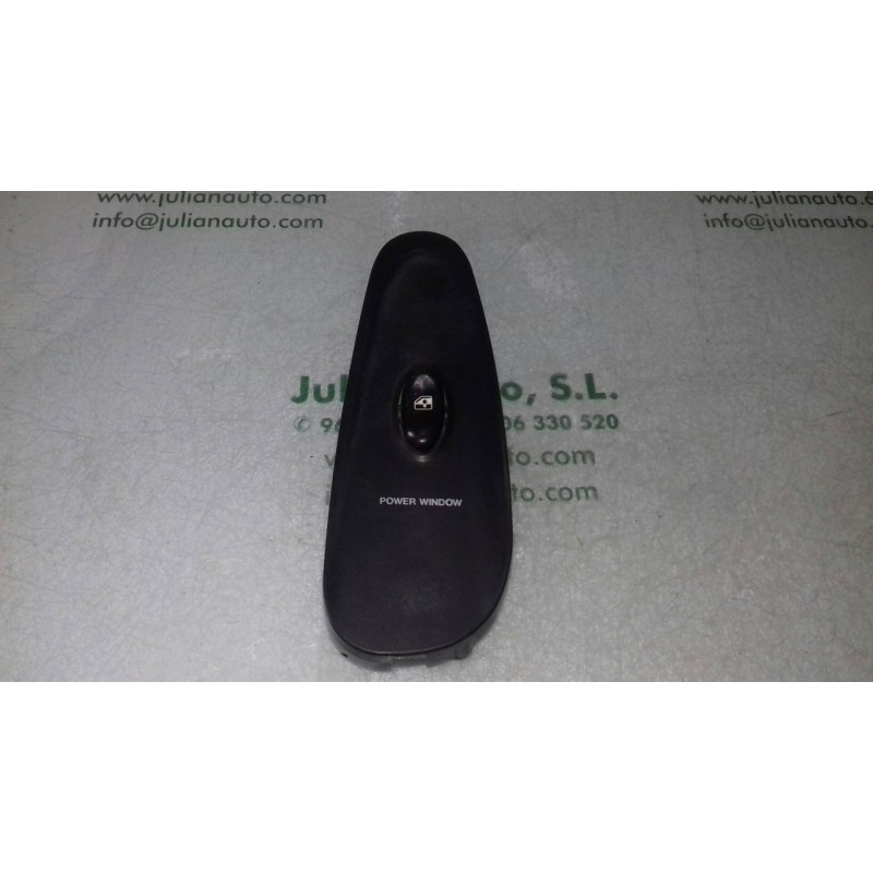 Recambio de mando elevalunas delantero izquierdo para hyundai coupe (rd) 1.6 fx referencia OEM IAM 9358027000  