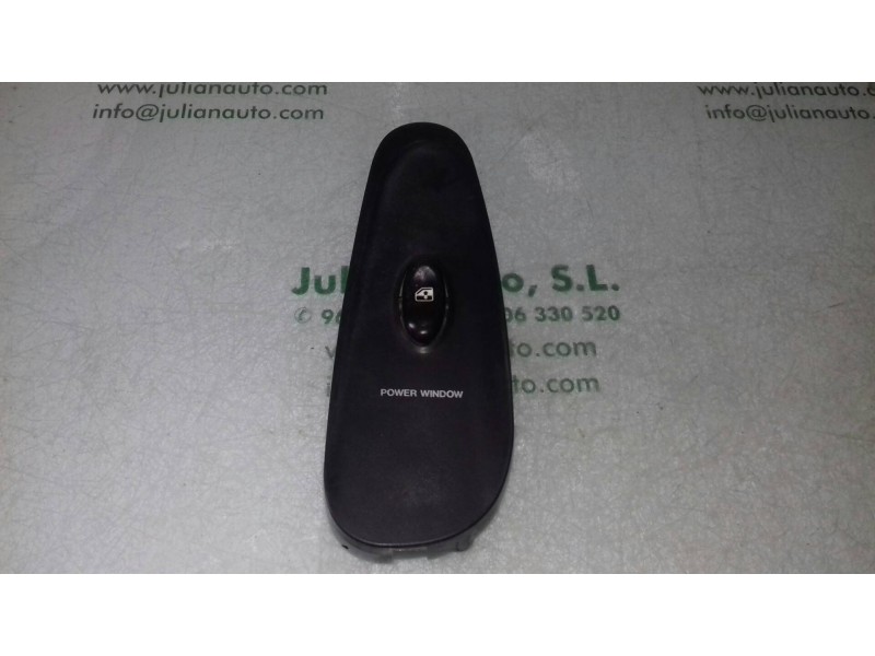 Recambio de mando elevalunas delantero izquierdo para hyundai coupe (rd) 1.6 fx referencia OEM IAM 9358027000  