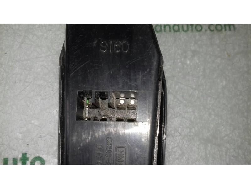 Recambio de mando elevalunas delantero izquierdo para hyundai coupe (rd) 1.6 fx referencia OEM IAM 9358027000  