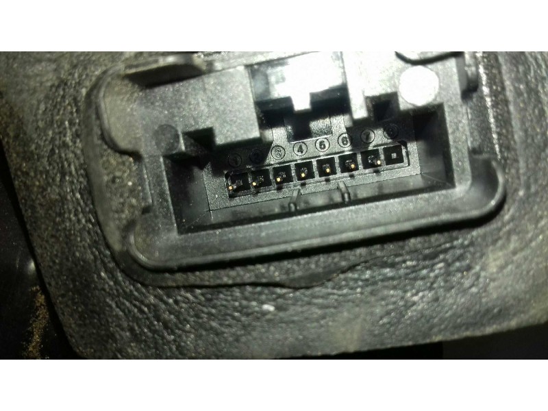 Recambio de cerradura puerta delantera derecha para seat leon (5f1) reference referencia OEM IAM 5K1837016E 7 PINES NEGRO