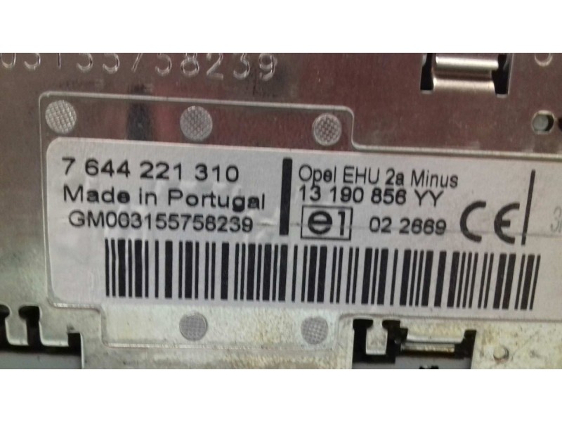 Recambio de sistema audio / radio cd para opel astra h berlina cosmo referencia OEM IAM 7644221310 13190856YY BLAUPUNKT