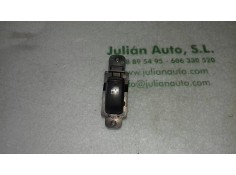 Recambio de mando elevalunas trasero derecho para hyundai santa fe (sm) 2.0 gls crdi 4x4 referencia OEM IAM 935753C010  