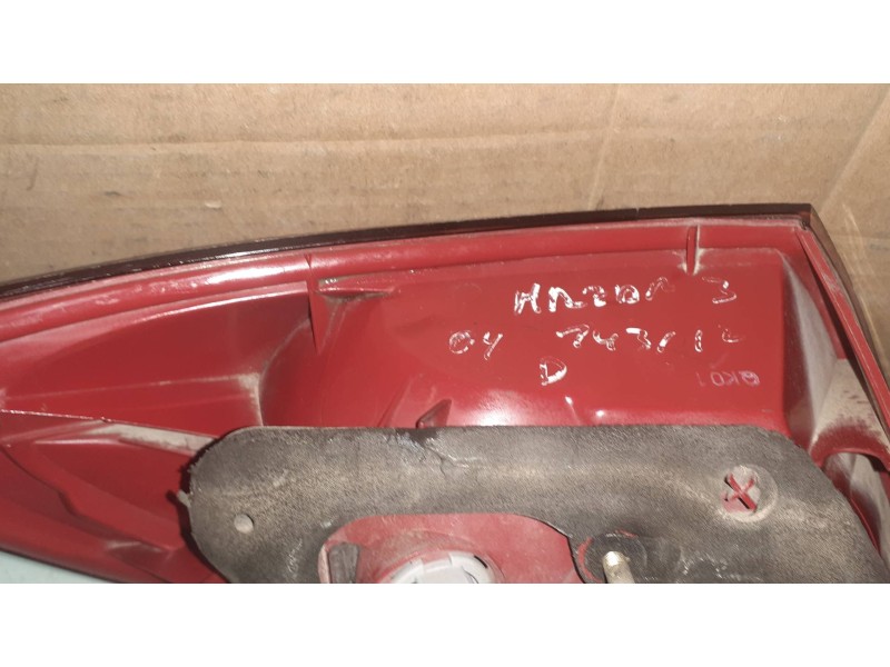 Recambio de piloto trasero derecho para mazda 3 berlina (bk) 1.6 vvt active referencia OEM IAM   