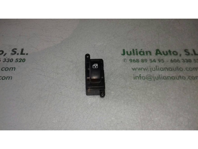 Recambio de mando elevalunas trasero derecho para kia carnival ii 2.9 cdri ex referencia OEM IAM   