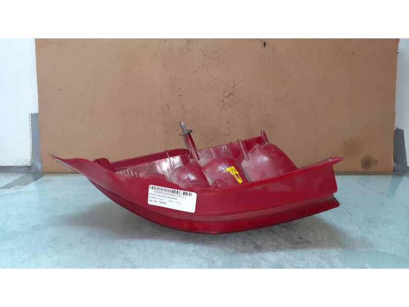 Recambio de piloto trasero izquierdo para citroen c2 furio referencia OEM IAM 79998D 3CKX13405 