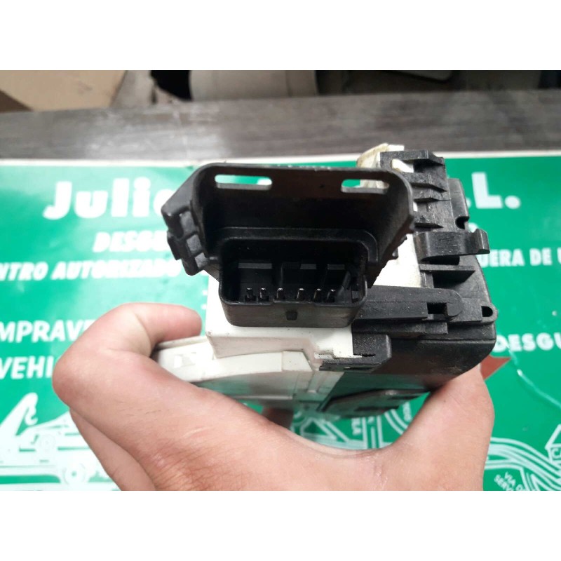 Recambio de cerradura puerta delantera izquierda para peugeot 308 sw confort referencia OEM IAM 567148 A01514 2308N1318J7