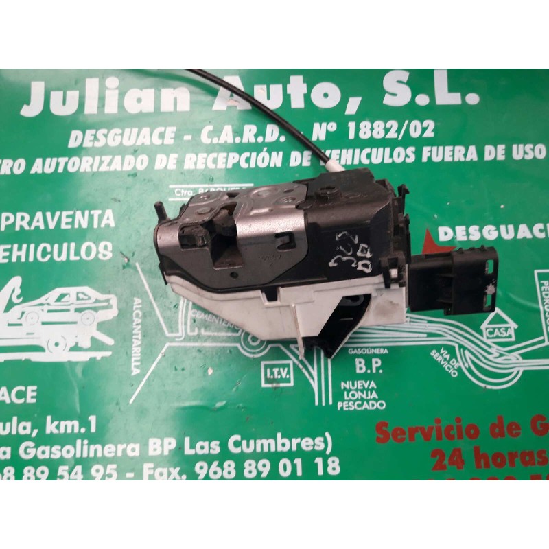 Recambio de cerradura puerta delantera derecha para peugeot 308 confort referencia OEM IAM 567147 A01545 03228