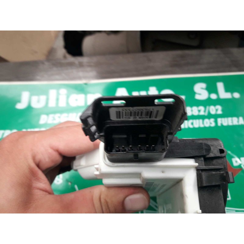 Recambio de cerradura puerta delantera derecha para citroen c3 attraction referencia OEM IAM 006246 A04959 4374A1688I1