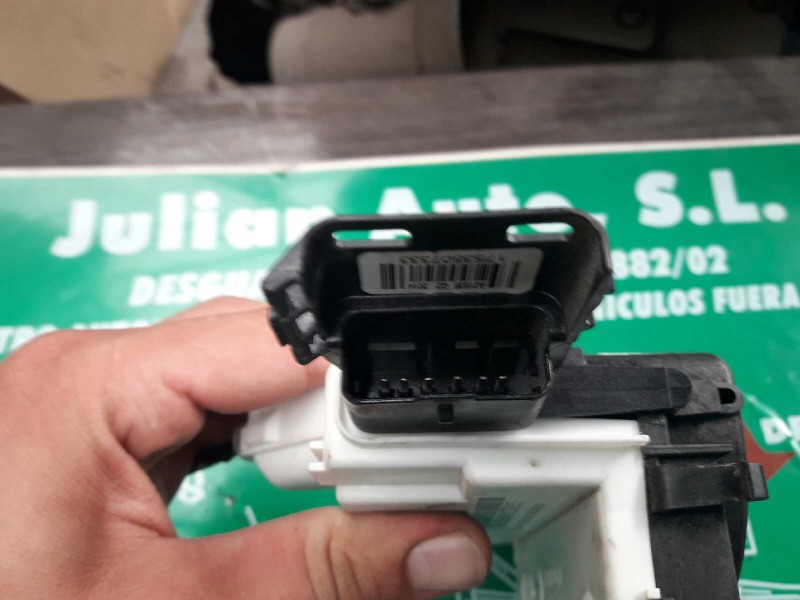 Recambio de cerradura puerta delantera derecha para citroen c3 attraction referencia OEM IAM 006246 A04959 4374A1688I1