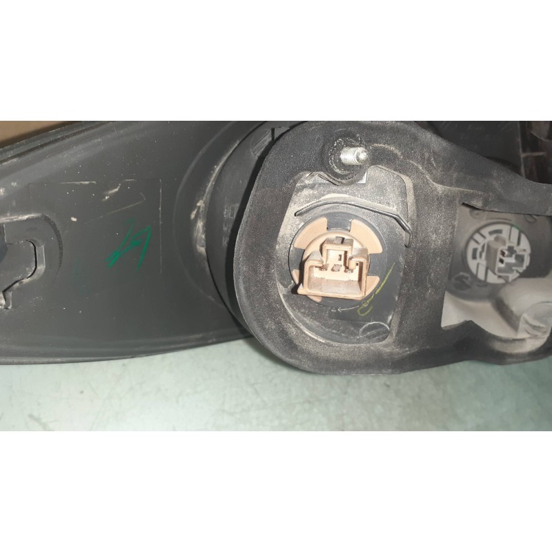 Recambio de piloto trasero derecho para mazda 6 berlina (gg) 1.8 active (4-ptas.) referencia OEM IAM 22061971  