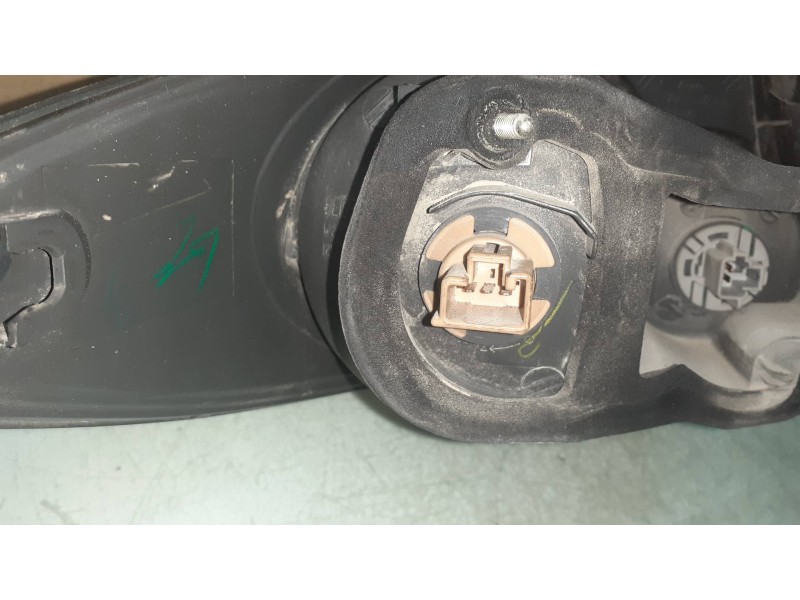 Recambio de piloto trasero derecho para mazda 6 berlina (gg) 1.8 active (4-ptas.) referencia OEM IAM 22061971  