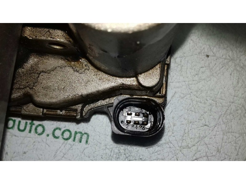 Recambio de caja mariposa para seat ibiza (6k1) select referencia OEM IAM 030133062C  BOSCH