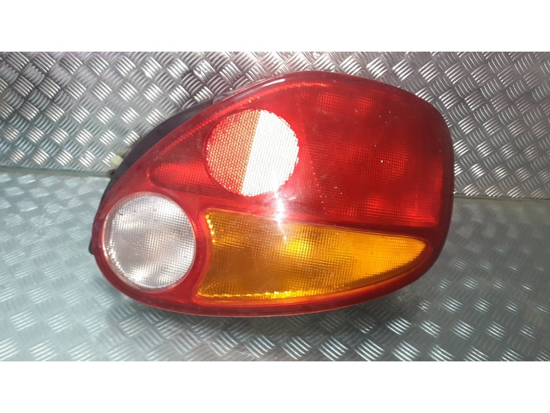 Recambio de piloto trasero derecho para daewoo matiz cd referencia OEM IAM 012221905RR  082221905RB