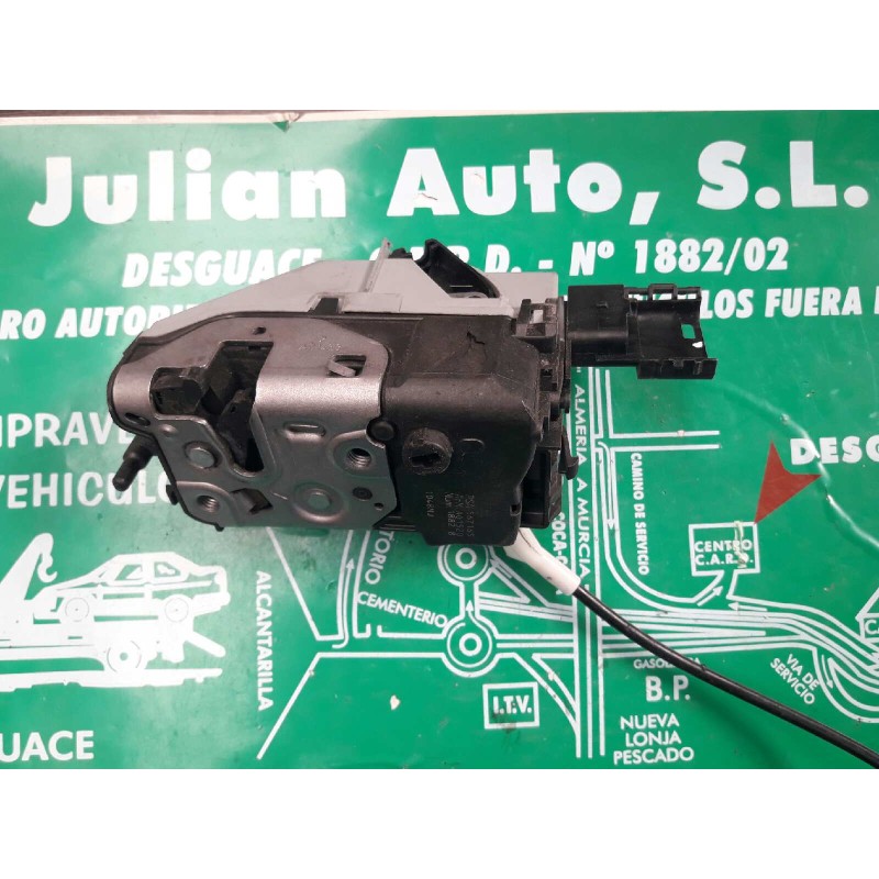Recambio de cerradura puerta trasera izquierda para peugeot 308 confort referencia OEM IAM 567165 A01520 18828