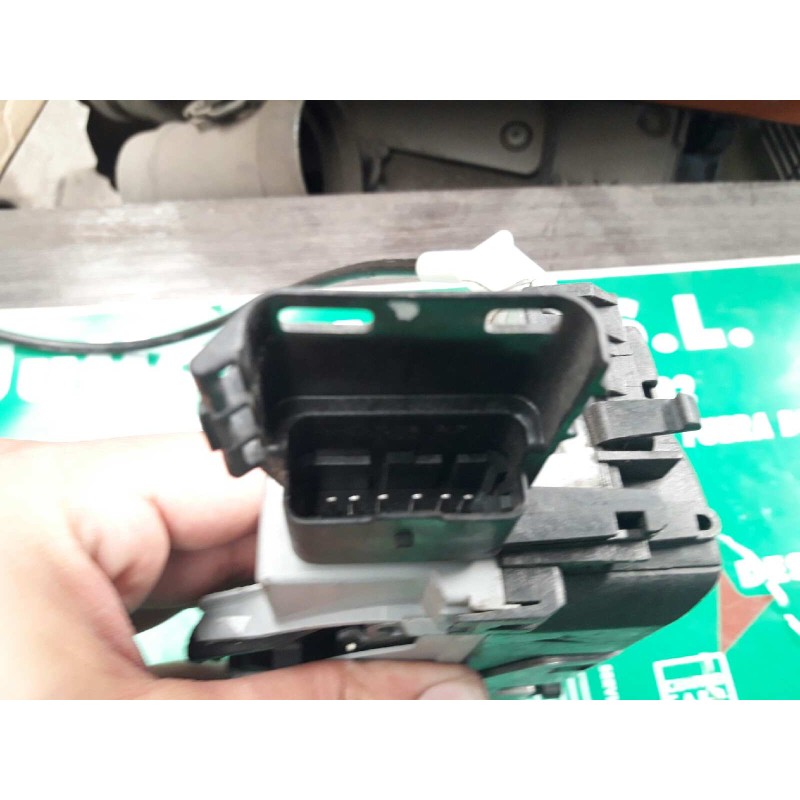 Recambio de cerradura puerta trasera izquierda para peugeot 308 confort referencia OEM IAM 567165 A01520 18828