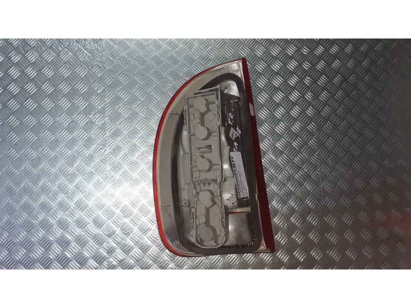 Recambio de piloto trasero derecho para opel corsa b eco referencia OEM IAM   