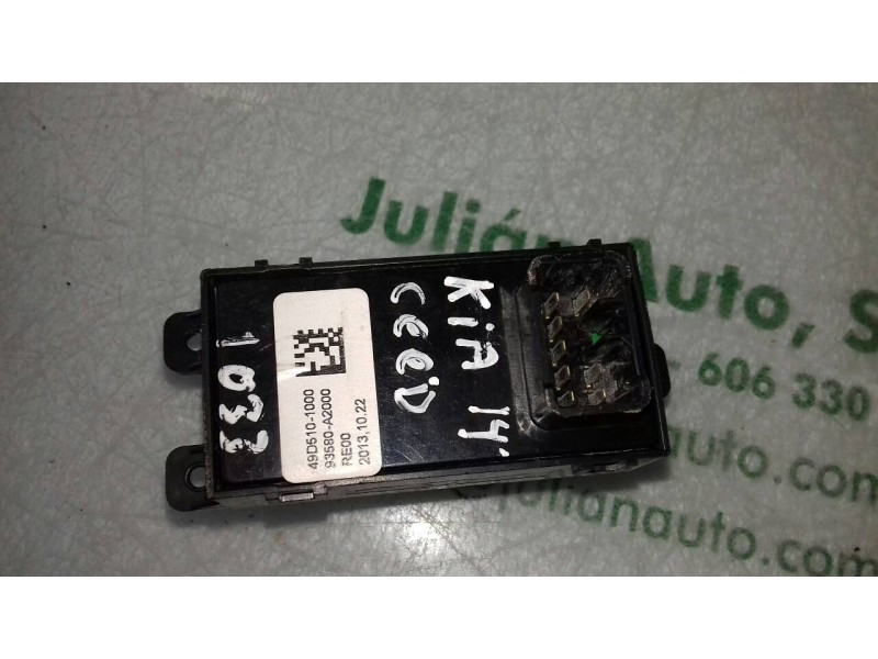 Recambio de mando elevalunas delantero derecho para kia cee´d concept referencia OEM IAM 49D5101000 93580A2000 