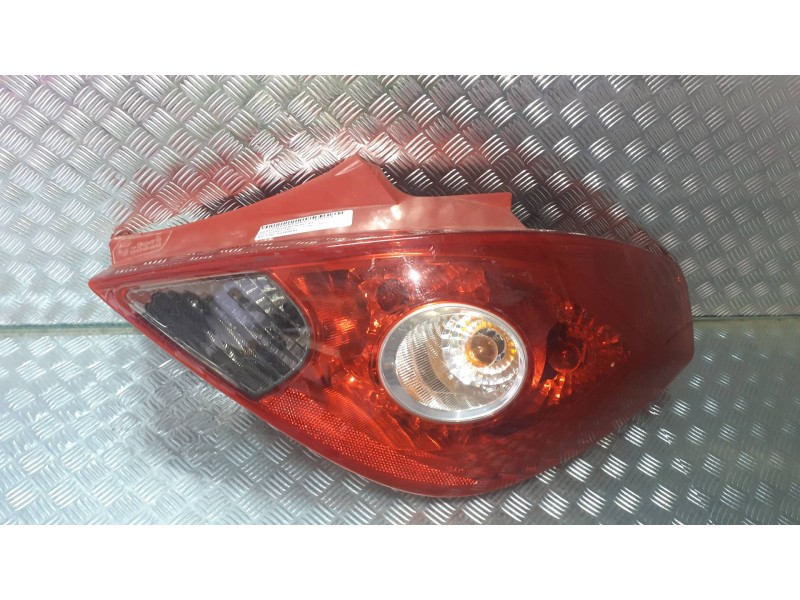 Recambio de piloto trasero derecho para opel corsa d cmon referencia OEM IAM 93189091 89316585A 89037822