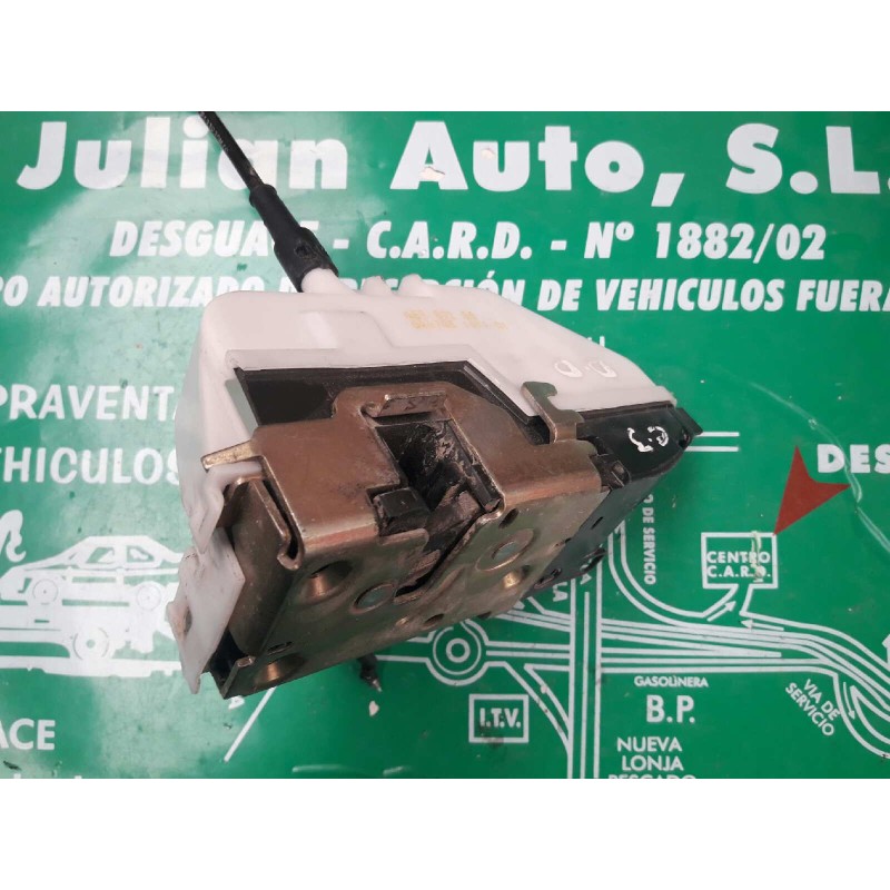 Recambio de cerradura puerta delantera derecha para citroen c3 1.4 cool referencia OEM IAM 46983280 0407051011D1 