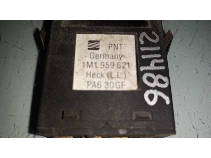 Recambio de interruptor para seat toledo (1m2) stella referencia OEM IAM 1M1959621  LUNETA TERMICA