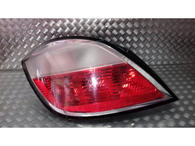 Recambio de piloto trasero izquierdo para opel astra h berlina enjoy referencia OEM IAM 24451835 15971700 00865301