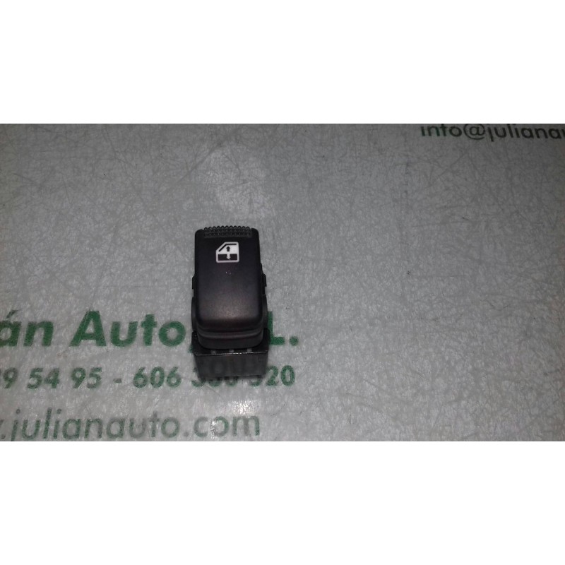 Recambio de mando elevalunas trasero derecho para hyundai matrix (fc) 1.5 crdi gls referencia OEM IAM   