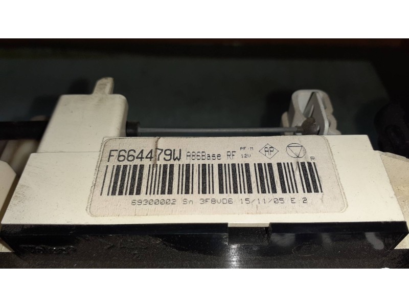 Recambio de mando calefaccion / aire acondicionado para citroen c2 furio referencia OEM IAM F664479W 69300002 