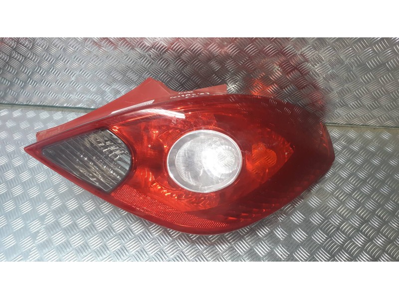 Recambio de piloto trasero derecho para opel corsa d cosmo referencia OEM IAM 89037822 89038961A 13186351