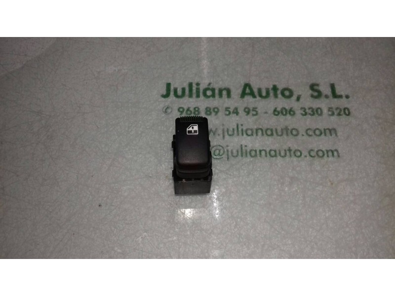 Recambio de mando elevalunas delantero derecho para hyundai getz (tb) 1.5 crdi referencia OEM IAM   