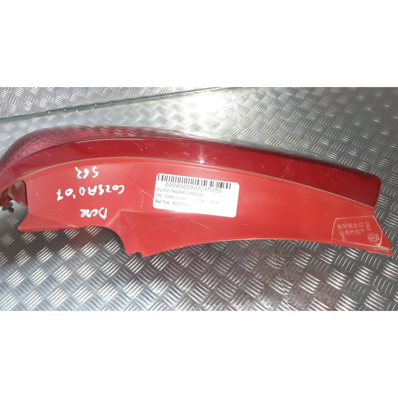 Recambio de piloto trasero derecho para opel corsa d cosmo referencia OEM IAM 89037822 89038961A 13186351