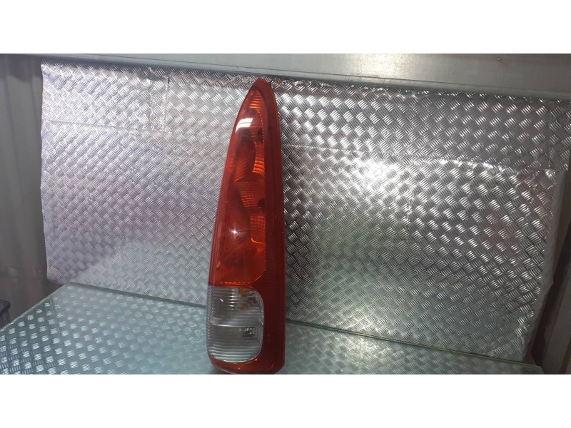 Recambio de piloto trasero derecho para chevrolet tacuma se referencia OEM IAM   