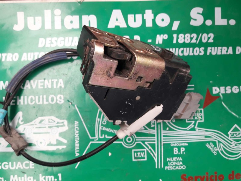 Recambio de cerradura puerta trasera derecha para citroen c4 berlina exclusive referencia OEM IAM 9681337080 40727122 6 PINES EN