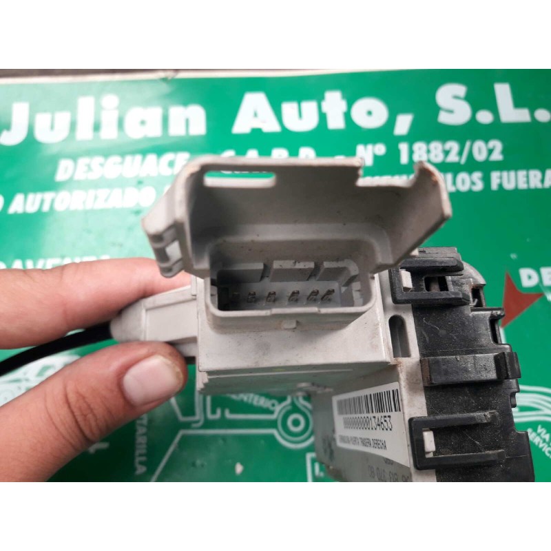 Recambio de cerradura puerta trasera derecha para citroen c4 berlina exclusive referencia OEM IAM 9681337080 40727122 6 PINES EN