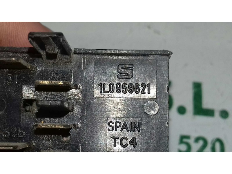 Recambio de interruptor para seat toledo (1l) magnus referencia OEM IAM 1L0959621  LUNA TERMICA