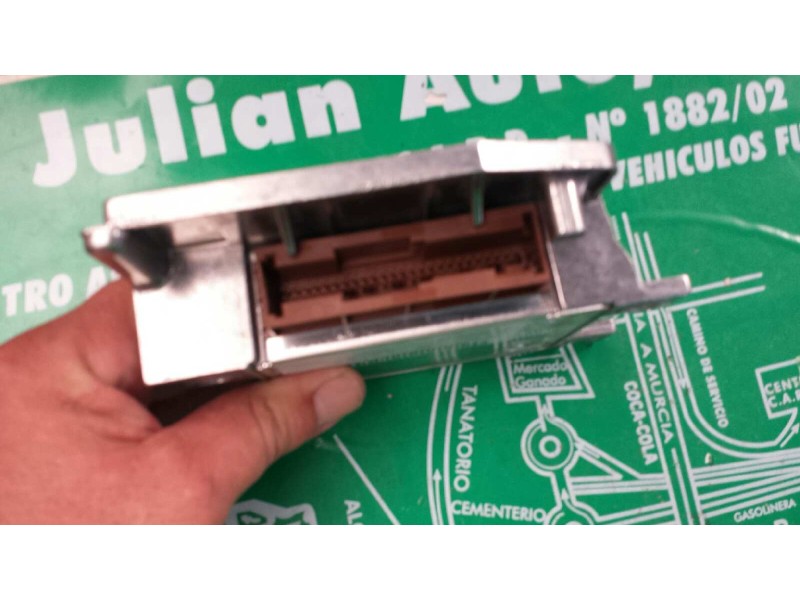 Recambio de centralita airbag para opel corsa c enjoy referencia OEM IAM 24439954 327963935 LCT10371009