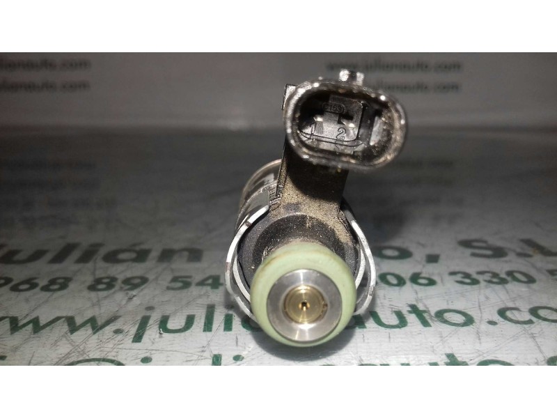 Recambio de inyector para seat leon (5f1) reference referencia OEM IAM 04E133046A  2 PINES