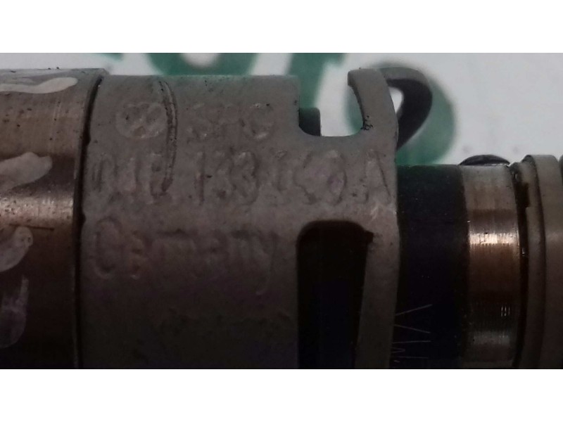 Recambio de inyector para seat leon (5f1) reference referencia OEM IAM 04E133046A  2 PINES